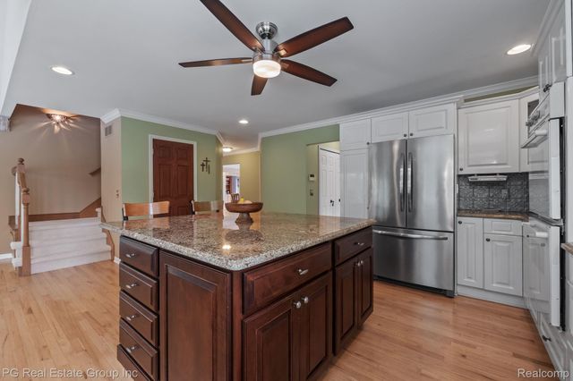 14348 Provim Forest Court, Shelby Charter Township, MI 48315