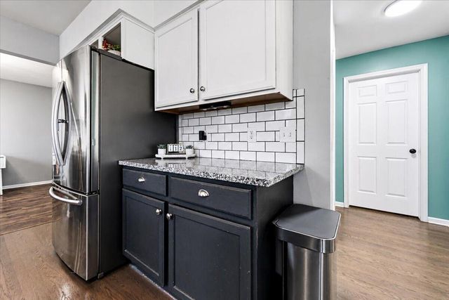 1384 Baywood Circle, Brighton City, MI 48116