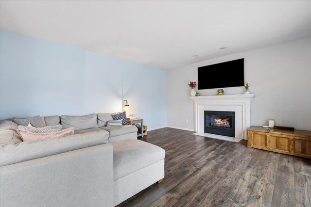 1384 Baywood Circle, Brighton City, MI 48116