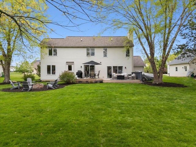 1384 Baywood Circle, Brighton City, MI 48116