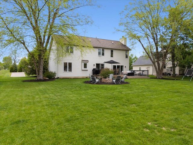1384 Baywood Circle, Brighton City, MI 48116