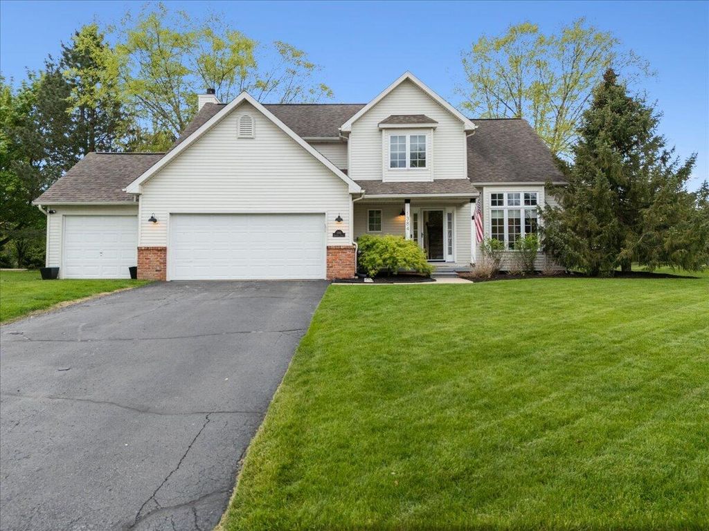 1384 Baywood Circle, Brighton City, MI 48116