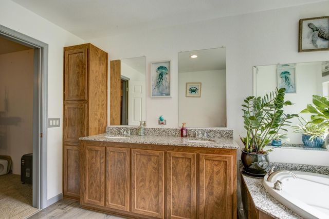 9212 Banderilla Dr, La Grange, CA 95329