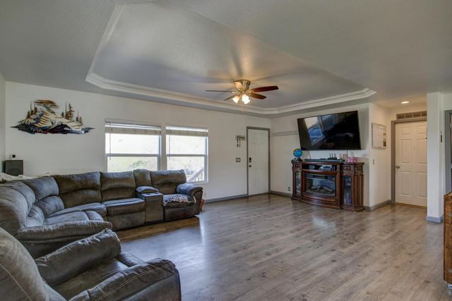 9212 Banderilla Dr, La Grange, CA 95329