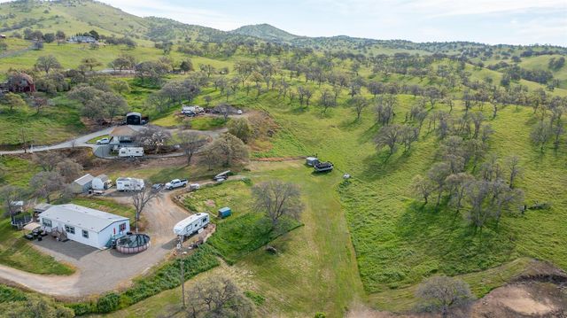 9212 Banderilla Dr, La Grange, CA 95329