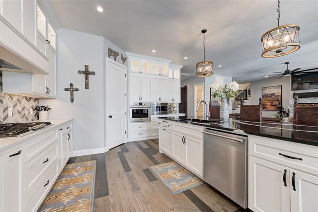 14112 Timber Ridge Estates Boulevard, Yukon, OK 73099