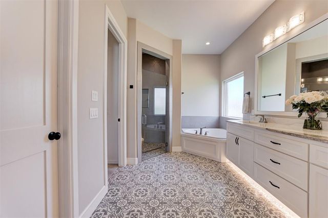 14112 Timber Ridge Estates Boulevard, Yukon, OK 73099