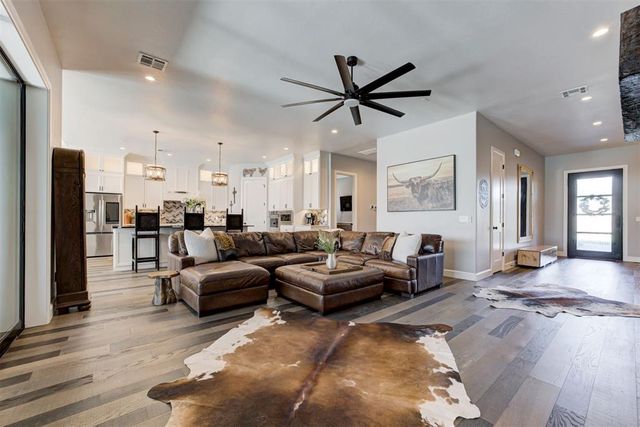 14112 Timber Ridge Estates Boulevard, Yukon, OK 73099