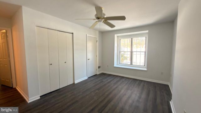 143 VALLEY STREAM CIR, Wayne, PA 19087