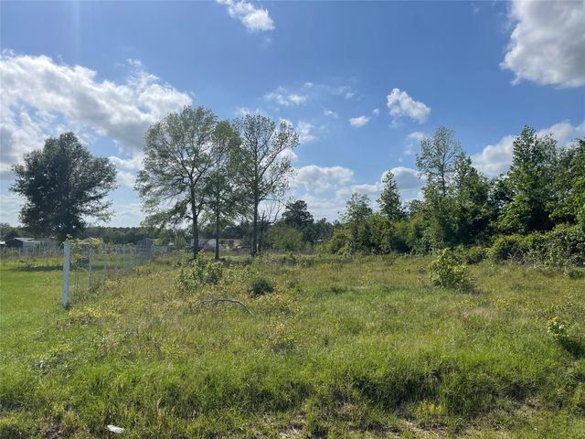 218 County Road 5039, Cleveland, TX 77327