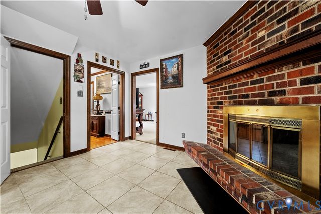 5817 Buxton Dr, Chester, VA 23831