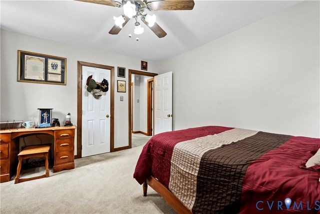 5817 Buxton Dr, Chester, VA 23831