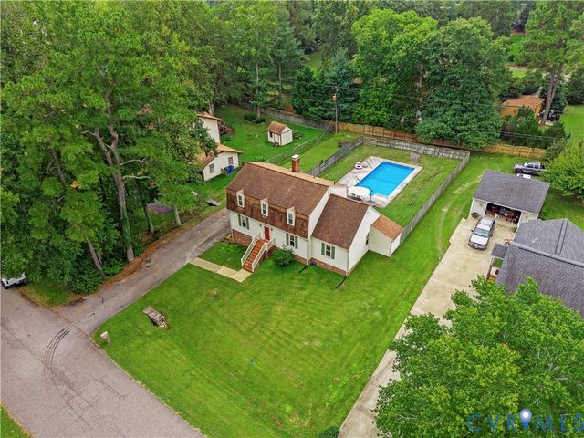 5817 Buxton Dr, Chester, VA 23831