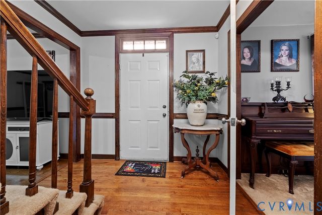 5817 Buxton Dr, Chester, VA 23831