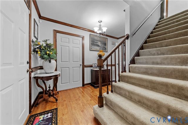 5817 Buxton Dr, Chester, VA 23831