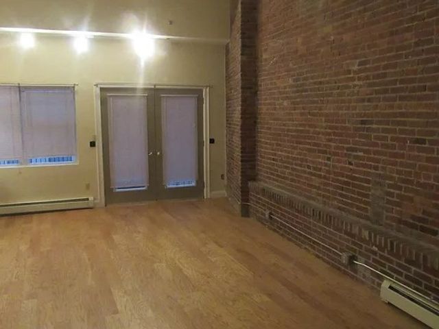 448-452 Hanover 102, Boston, MA 02113