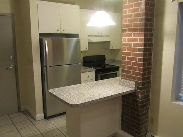 448-452 Hanover 102, Boston, MA 02113