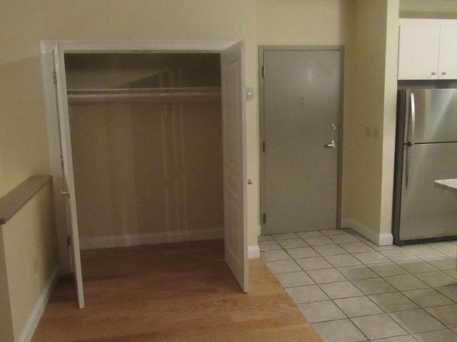 448-452 Hanover 102, Boston, MA 02113