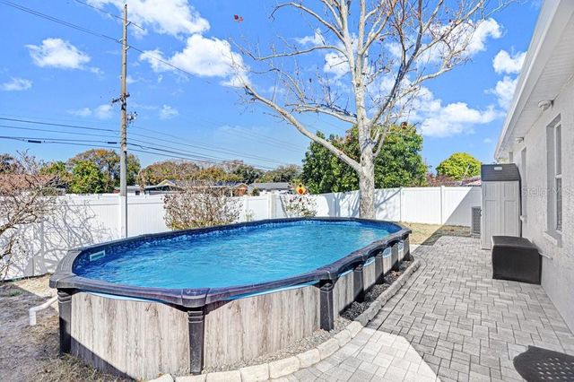 8924 METHENY CIRCLE, Tampa, FL 33615