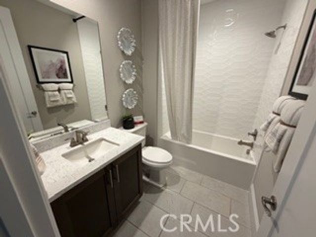 321 Knotgrass Street, Hemet, CA 92543