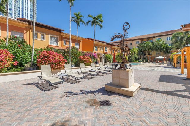 100 4TH AVENUE S 207, St Petersburg, FL 33701