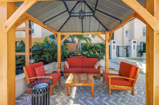 100 4TH AVENUE S 207, St Petersburg, FL 33701