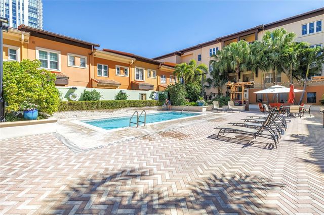 100 4TH AVENUE S 207, St Petersburg, FL 33701