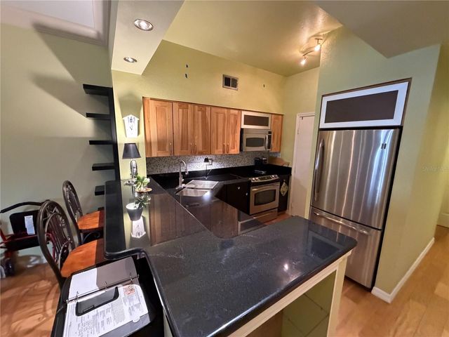 100 4TH AVENUE S 207, St Petersburg, FL 33701