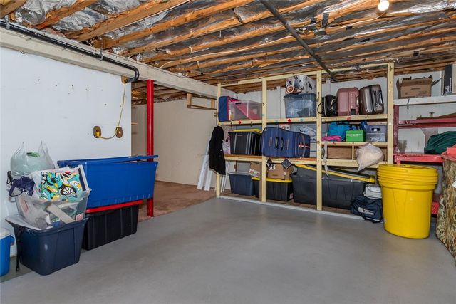 275 Columbus Avenue, Pawtucket, RI 02861