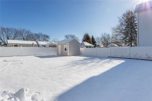 275 Columbus Avenue, Pawtucket, RI 02861