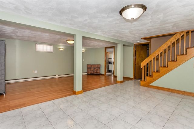 275 Columbus Avenue, Pawtucket, RI 02861