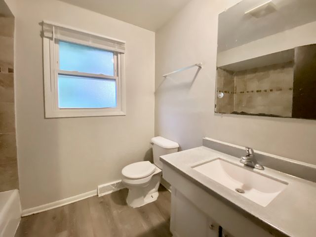 16428 Wabash Avenue, South Holland, IL 60473