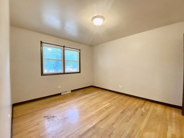 16428 Wabash Avenue, South Holland, IL 60473