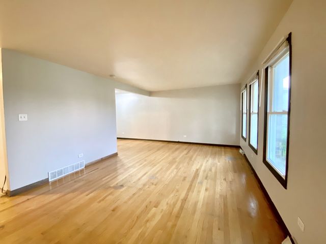 16428 Wabash Avenue, South Holland, IL 60473