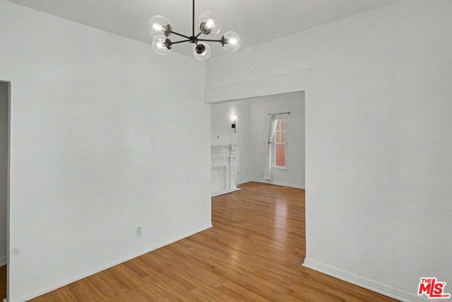 840 S Orange Grove Avenue, Los Angeles, CA 90036