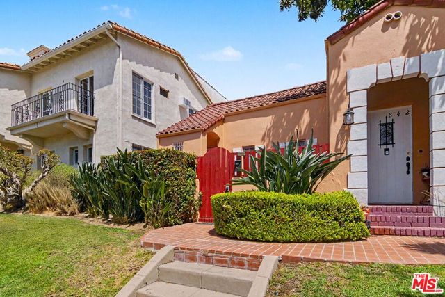 840 S Orange Grove Avenue, Los Angeles, CA 90036