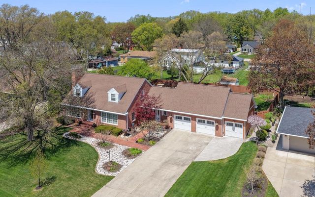 240 ARBOR LANE, Green Bay, WI 54301
