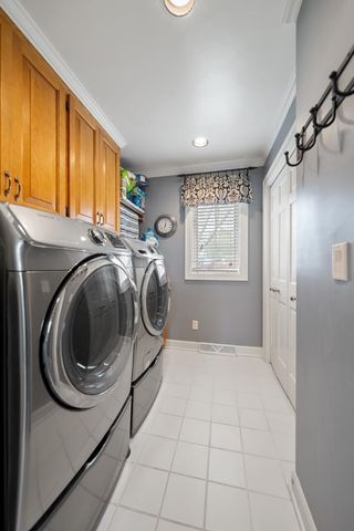 240 ARBOR LANE, Green Bay, WI 54301