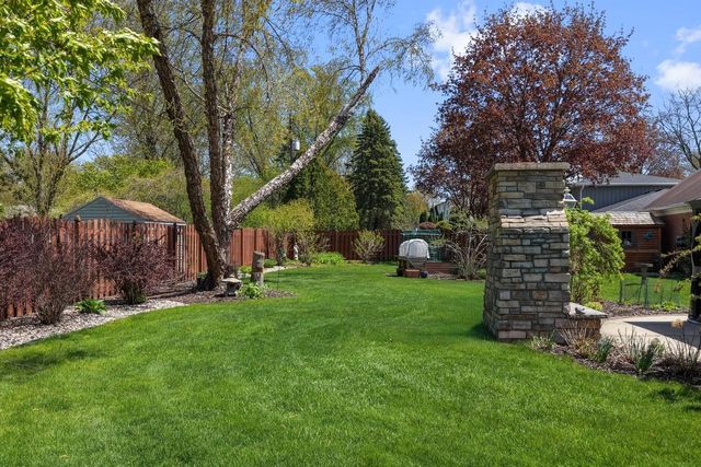 240 ARBOR LANE, Green Bay, WI 54301
