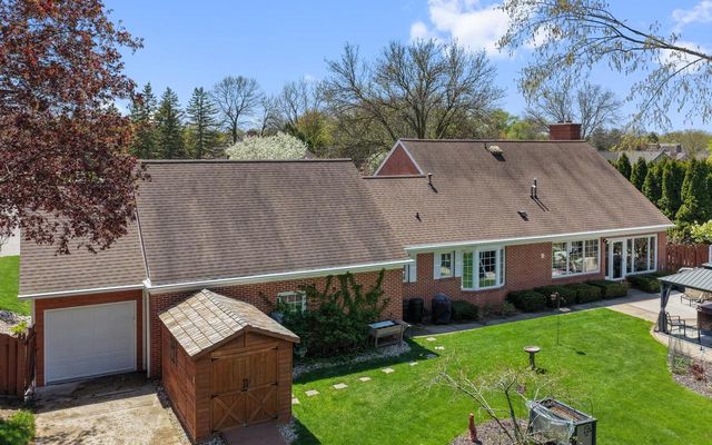 240 ARBOR LANE, Green Bay, WI 54301