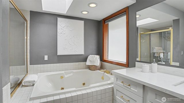 18314 142nd Avenue SE, Renton, WA 98058