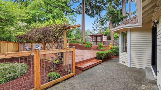 18314 142nd Avenue SE, Renton, WA 98058