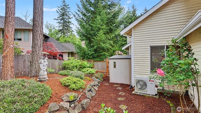 18314 142nd Avenue SE, Renton, WA 98058