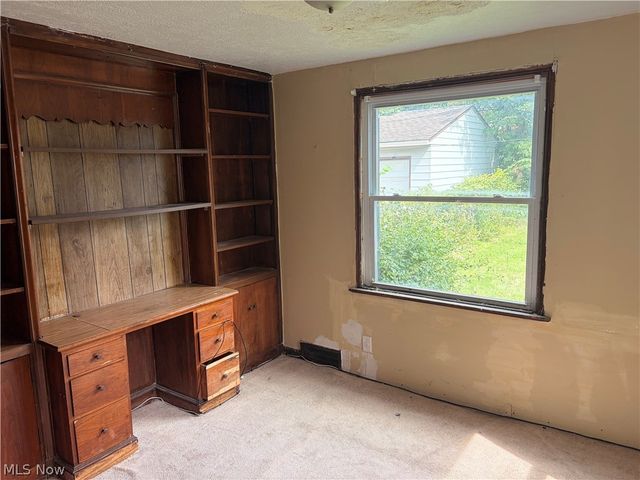 3715 Strathavon Road, Shaker Heights, OH 44120