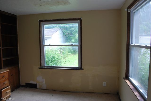 3715 Strathavon Road, Shaker Heights, OH 44120