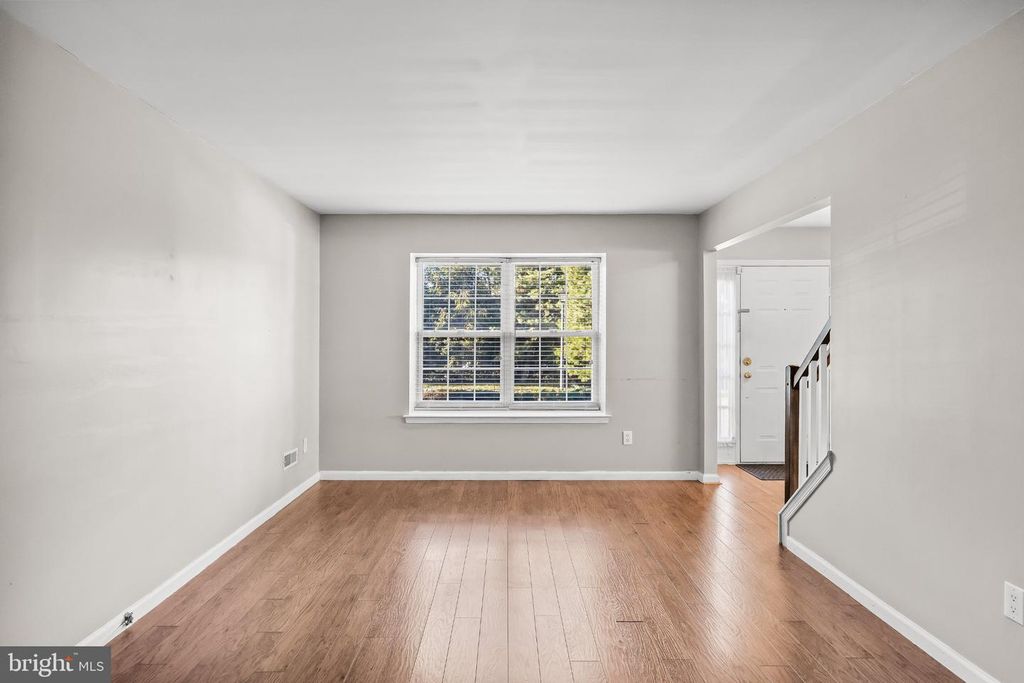 5704 ESSEX LN, MOUNT LAUREL, NJ 08054 — photo 5