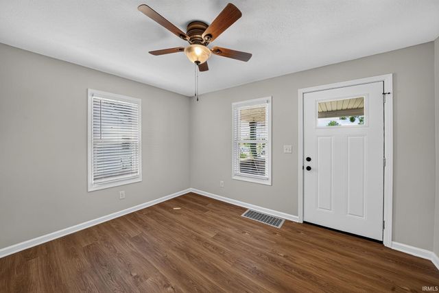 208 George Street, Mishawaka, IN 46544