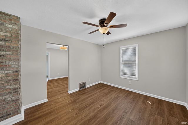 208 George Street, Mishawaka, IN 46544