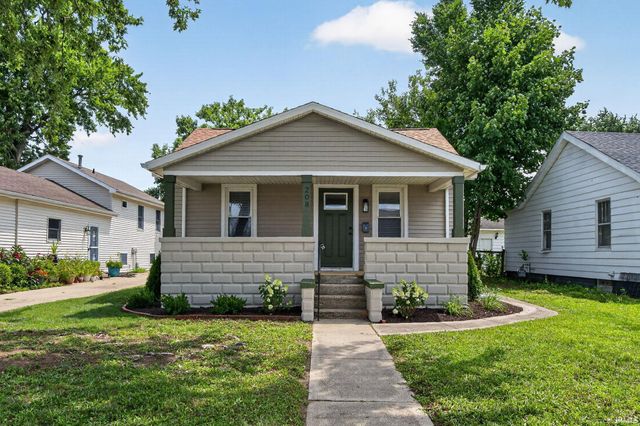 208 George Street, Mishawaka, IN 46544
