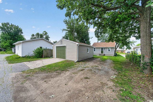 208 George Street, Mishawaka, IN 46544